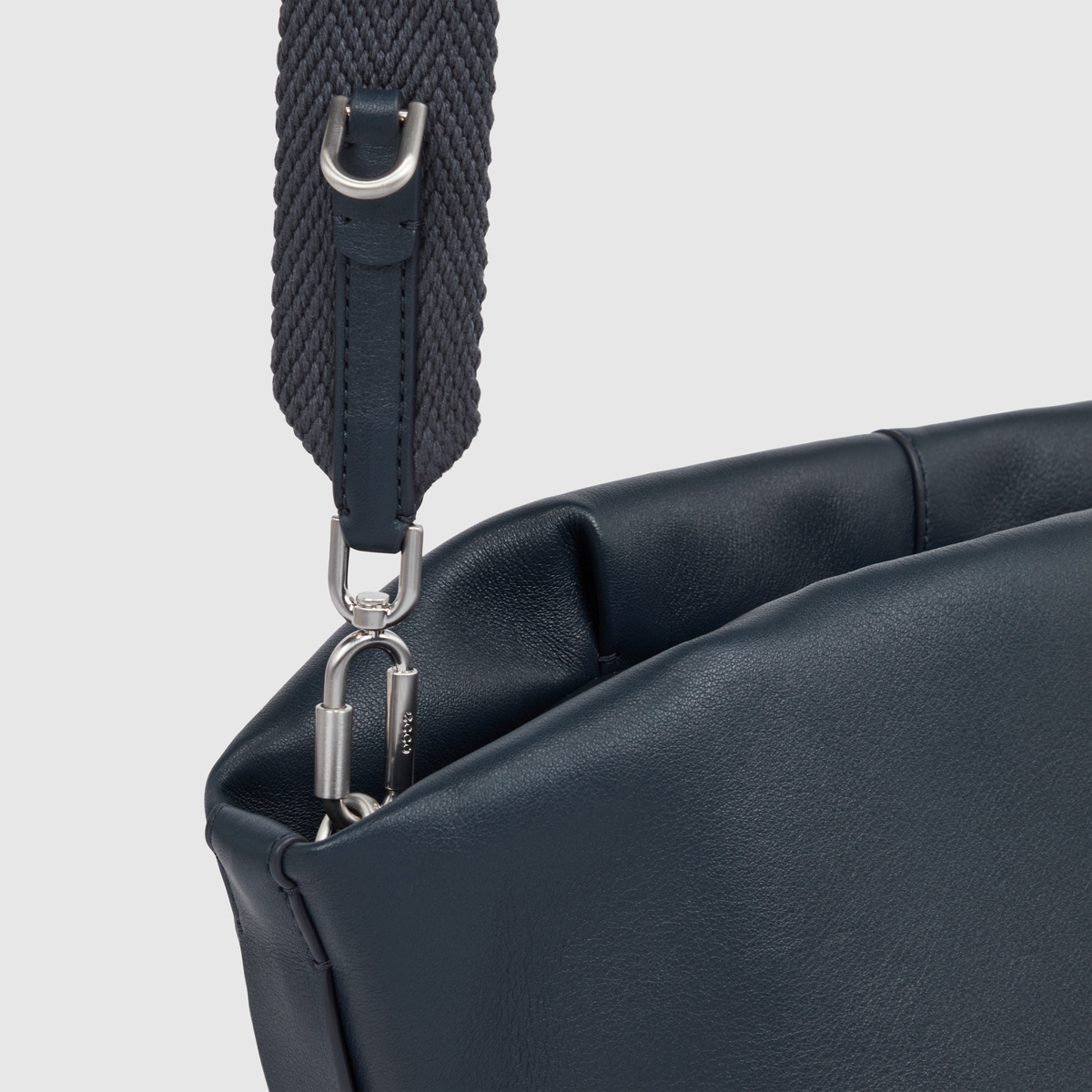 Túi Ecco Fold Oversized Clutch 910590990897212