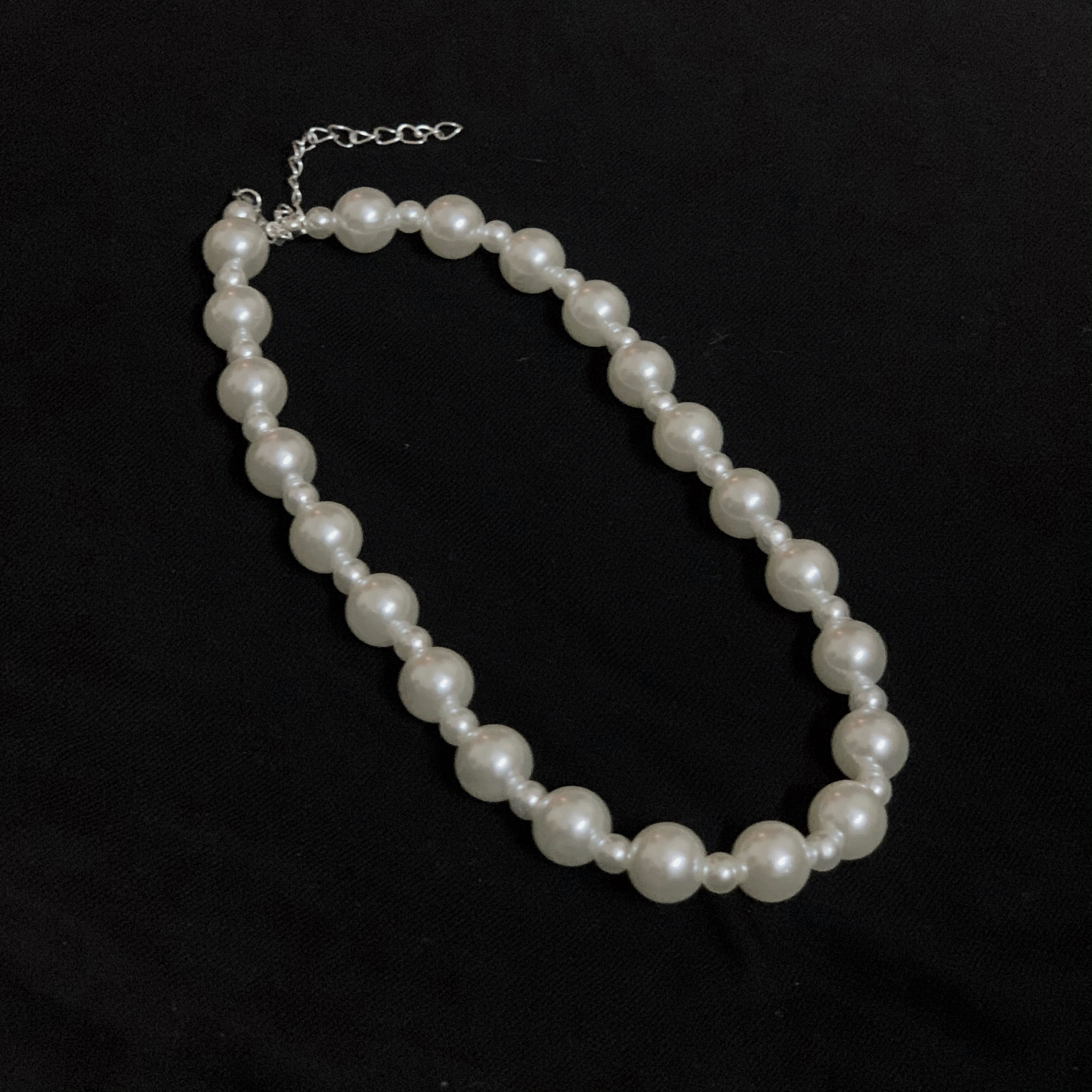 Vòng cổ phong cách retro
