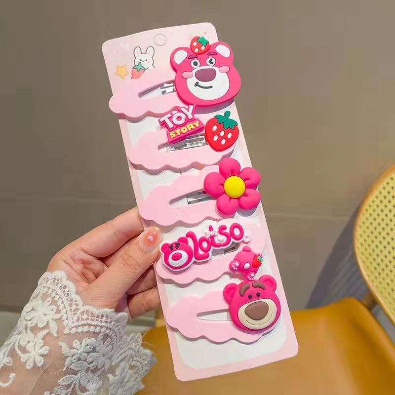 Kẹp tóc xinh hot trend cho bé