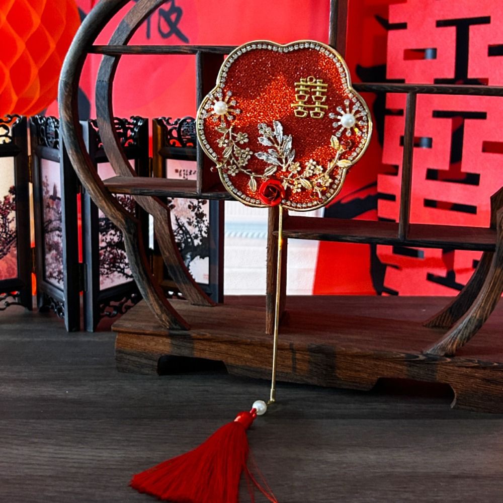 Hand%20Bouquets%20Chinese%20Style%20Mini%20Chinese%20Fan%20with%20Pendant%20Handheld%20Bridal%20Group%20Fan%20Vintage%20Ancient%20Chinese%20Silk%20Fan%20Chinese%20Wedding%20-%20Image%209
