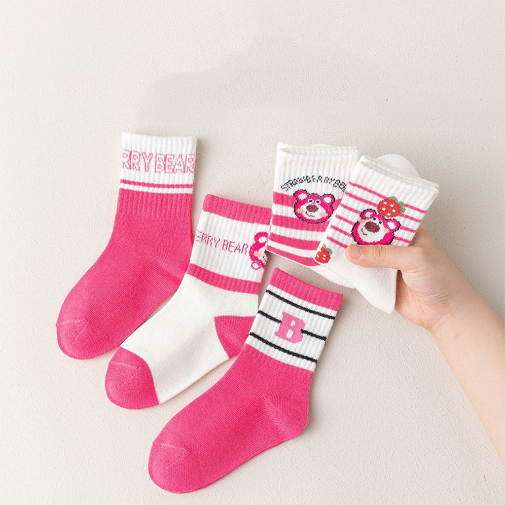 Set 5 tất gấu dâu Lotso cho bé gái