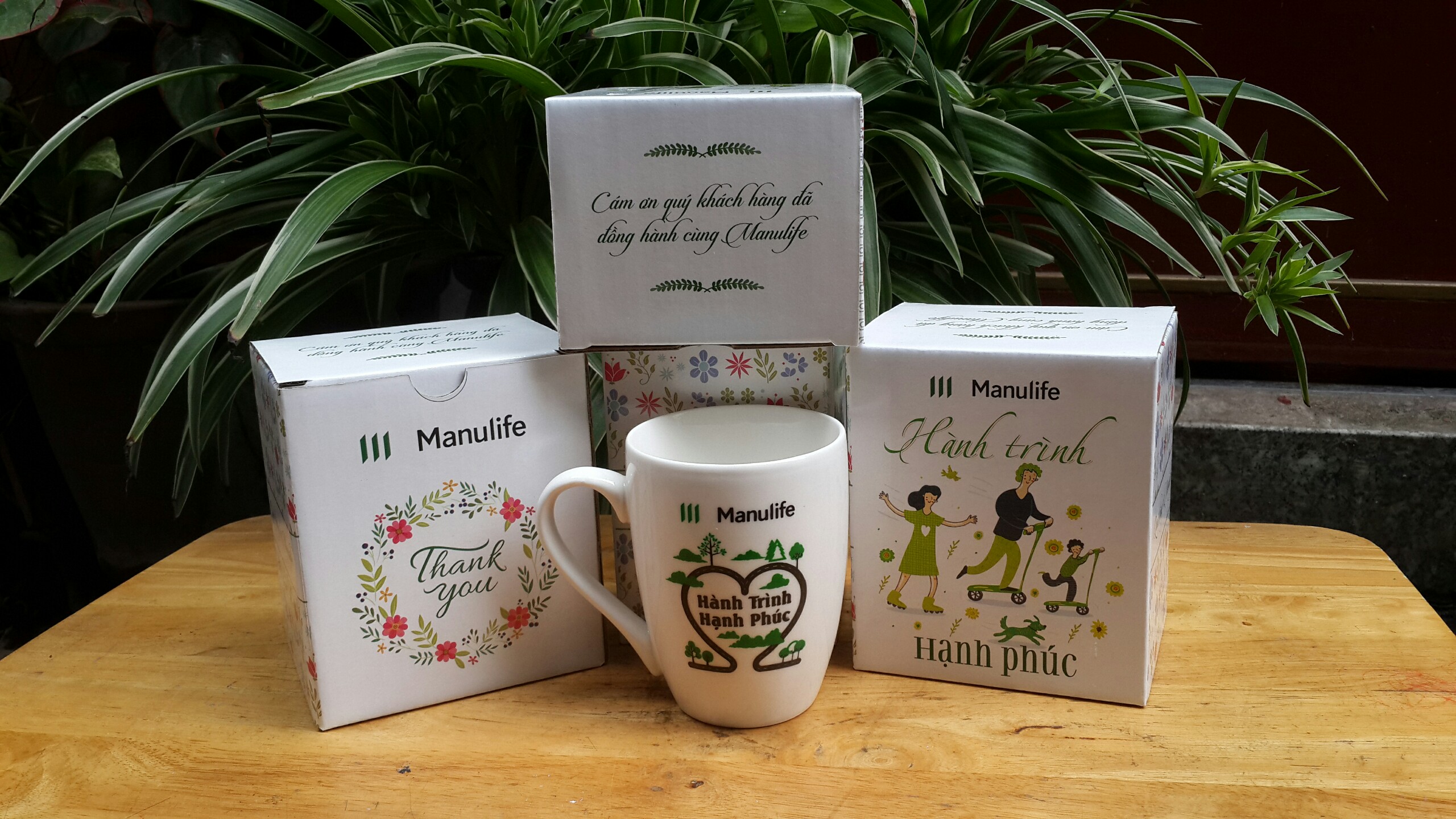 Ly sứ quà tặng Manulife (bộ 1 ly)