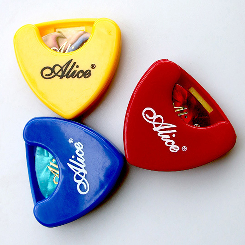 【GG Music】💖【HOT SALE】🎈🎈 Guitar Pick Holder Plastic Plectrum Case Mediator Storage Self Adhesive