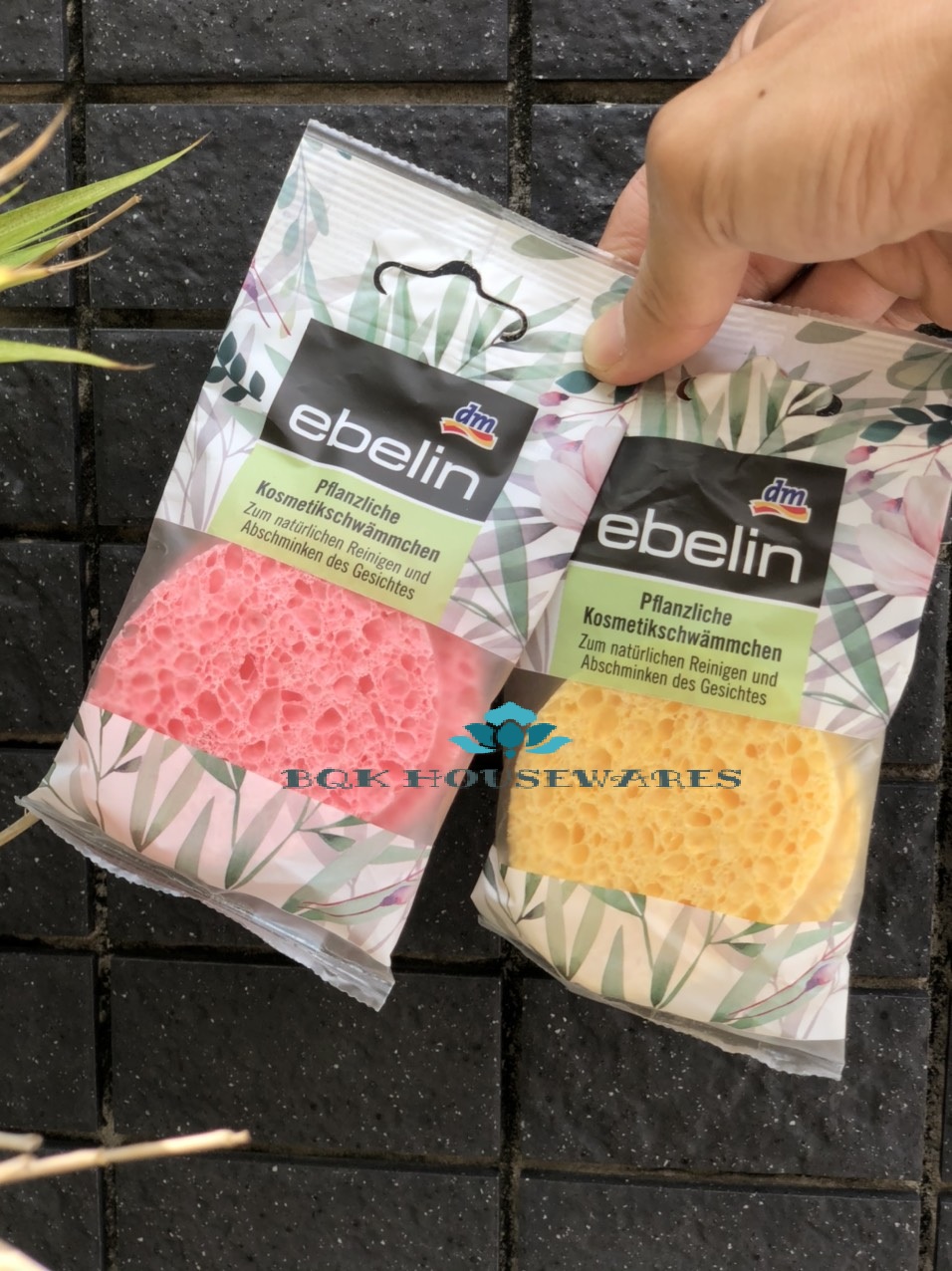 [HCM]Bọt biển rửa mặt Ebelin gồm 2 miếng Kháng khuẩn của Đức (GIAO MÀU NGẪU NHIÊN)