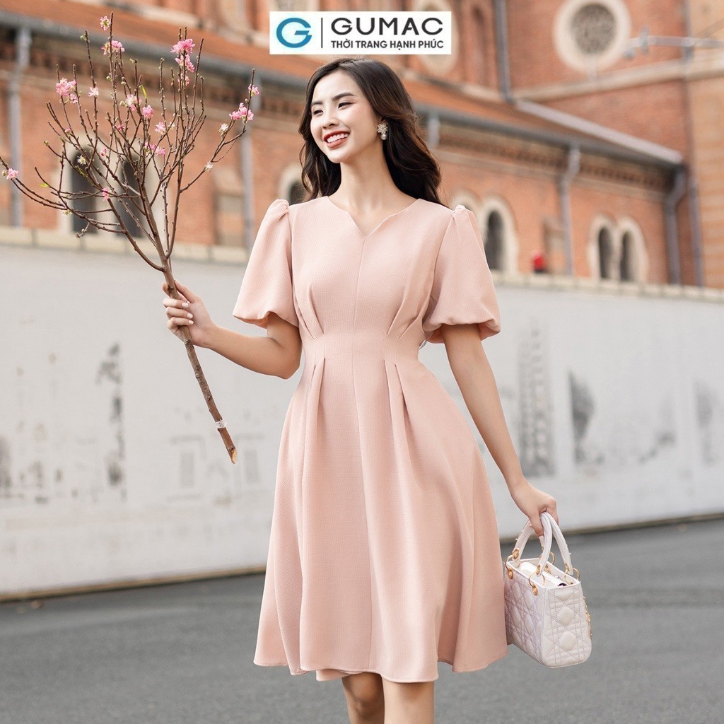 [15 - 17.6 |Voucher 8-15%] Đầm nữ tay bí chiết ly thời trang GUMAC DD12093