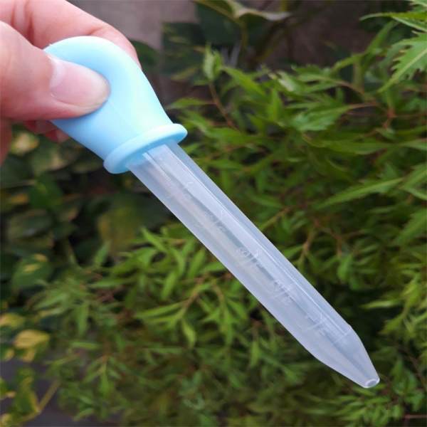 Ống BÓN SỮA cho bé 5ml (loại 1)