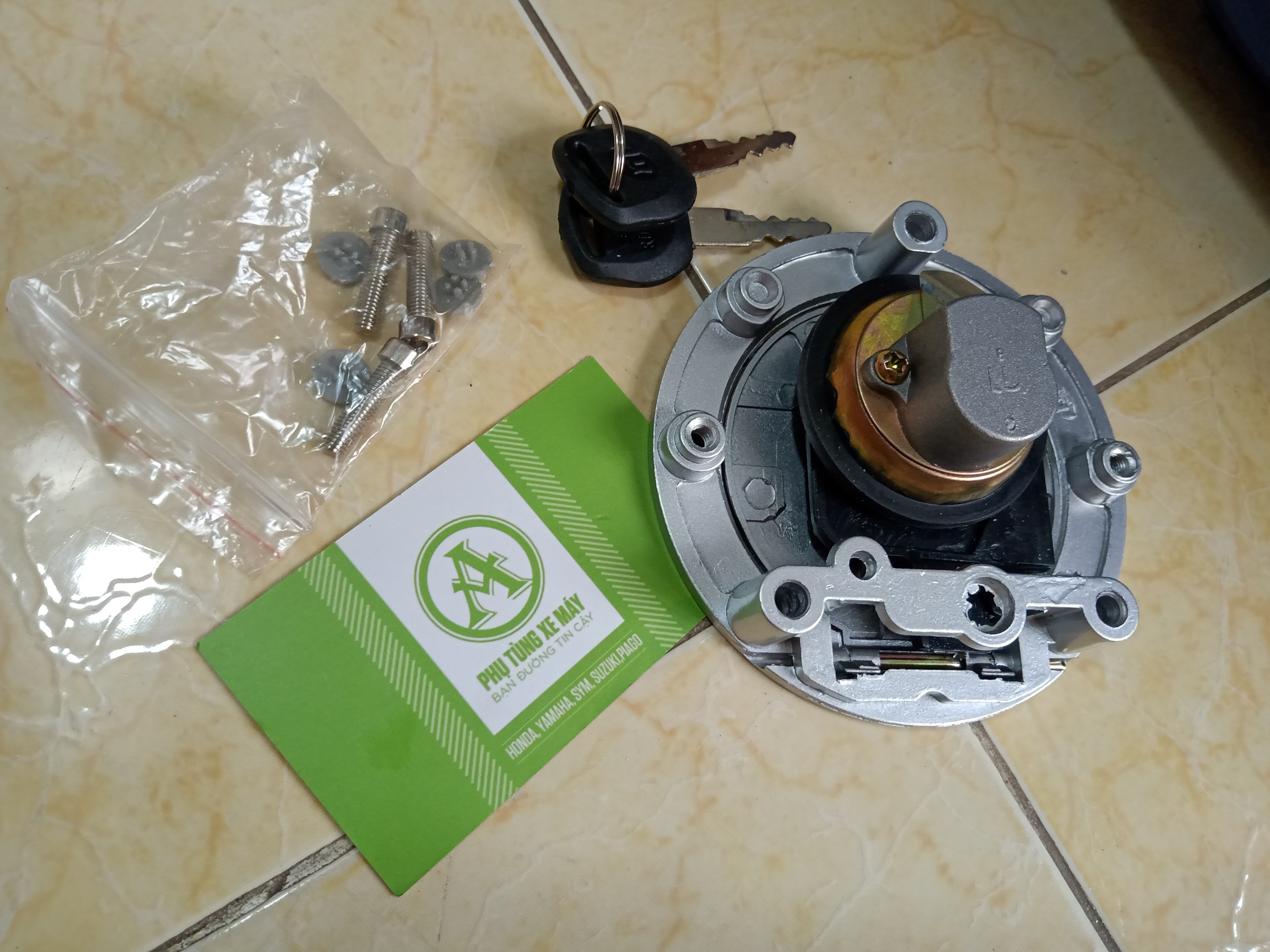 Nắp bình xăng tròn Âm xe ba bánh