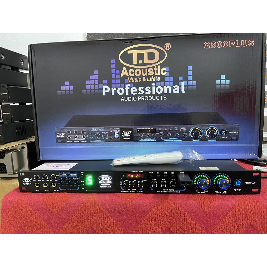 Vang cơ TD Q800 PLUS ( với 8 chế độ Echo), chống hú cực tốt