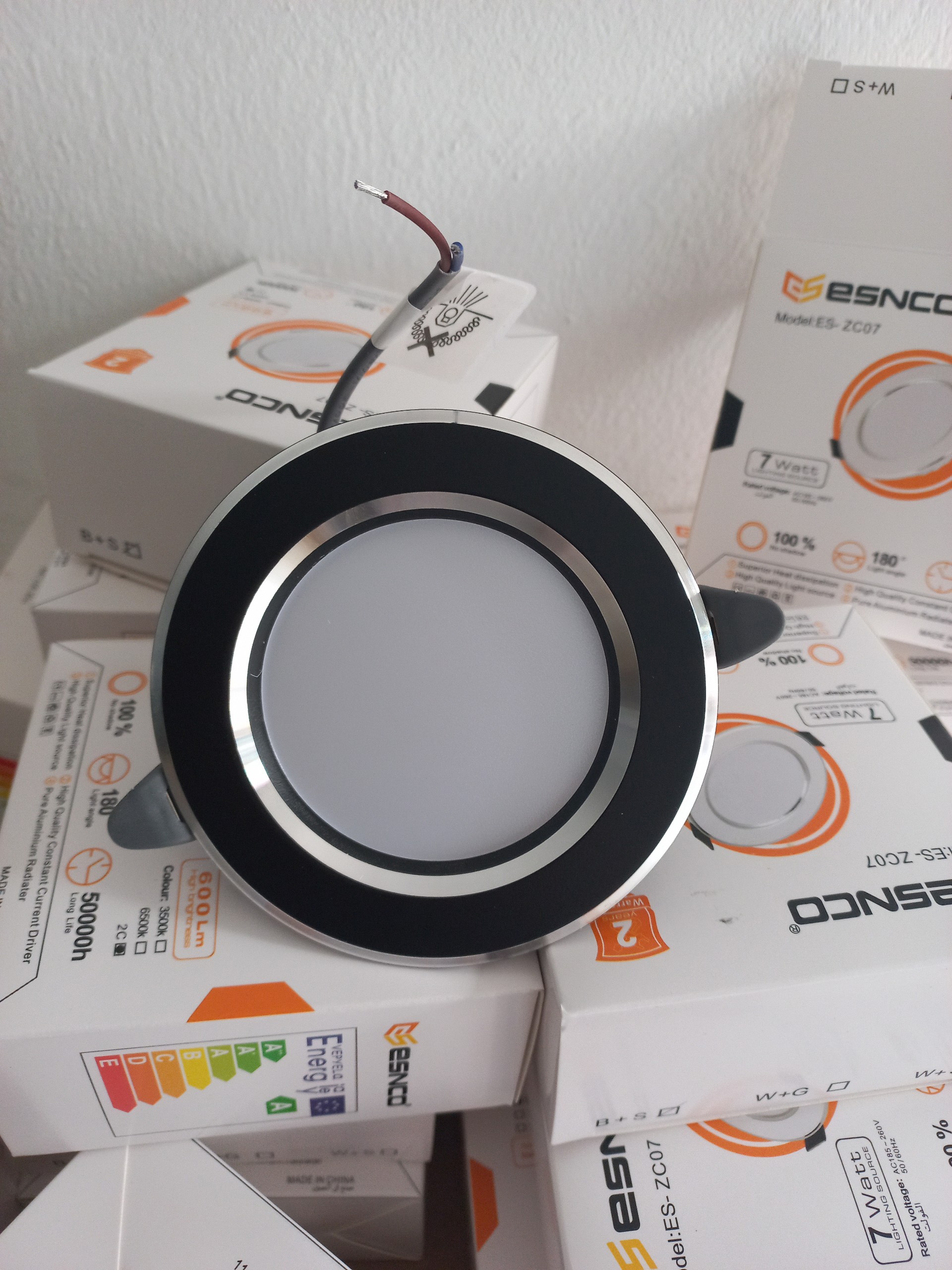 Đèn LED Downlight âm trần 7w 3 chế độ màu Phi 90 Viền ĐEN BẠC