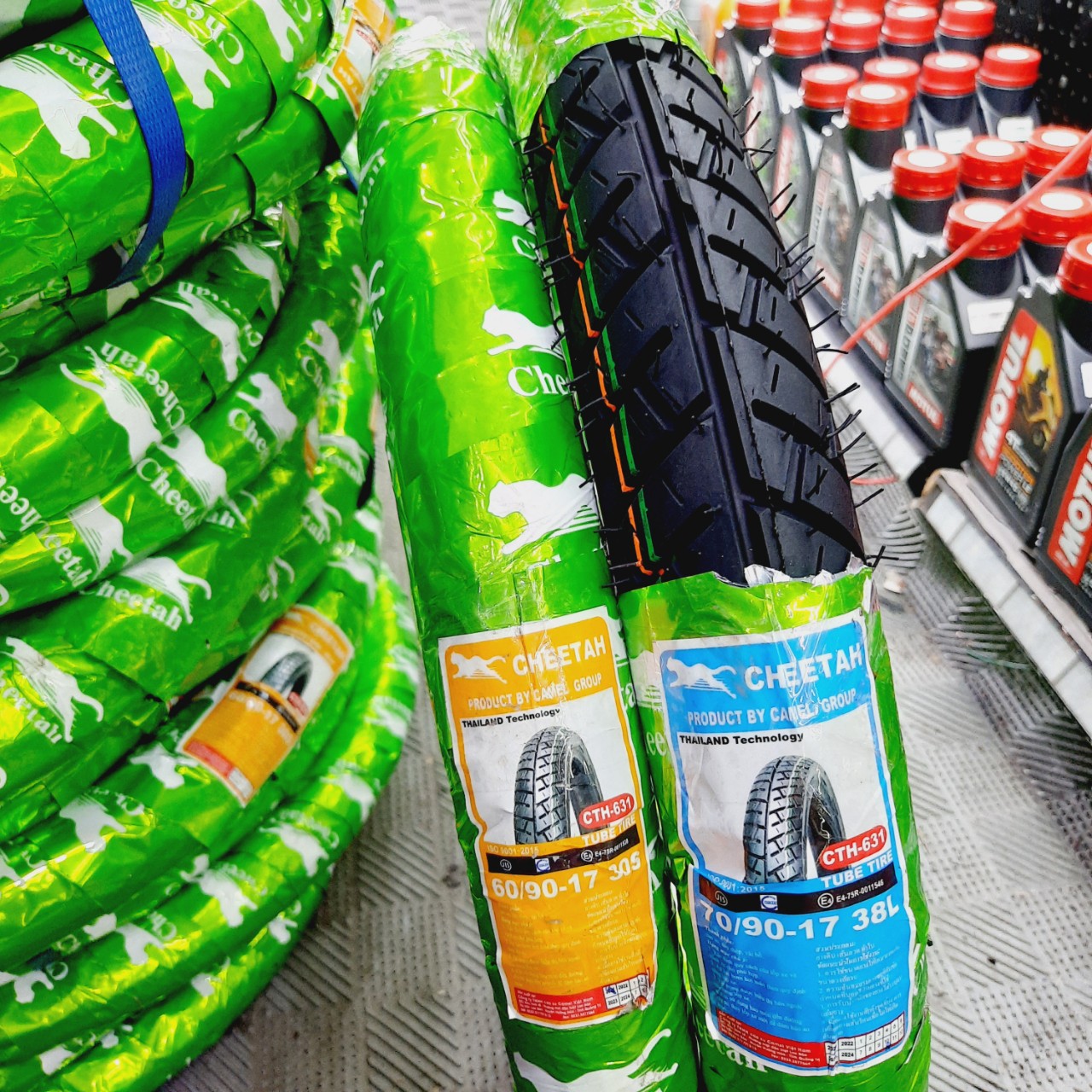 Vỏ camel cheetah gai michelin city grip pro 60/90-17, 70/90-17, 80/90-17,...............