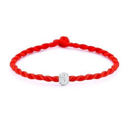 Sợi chỉ đỏ may mắn