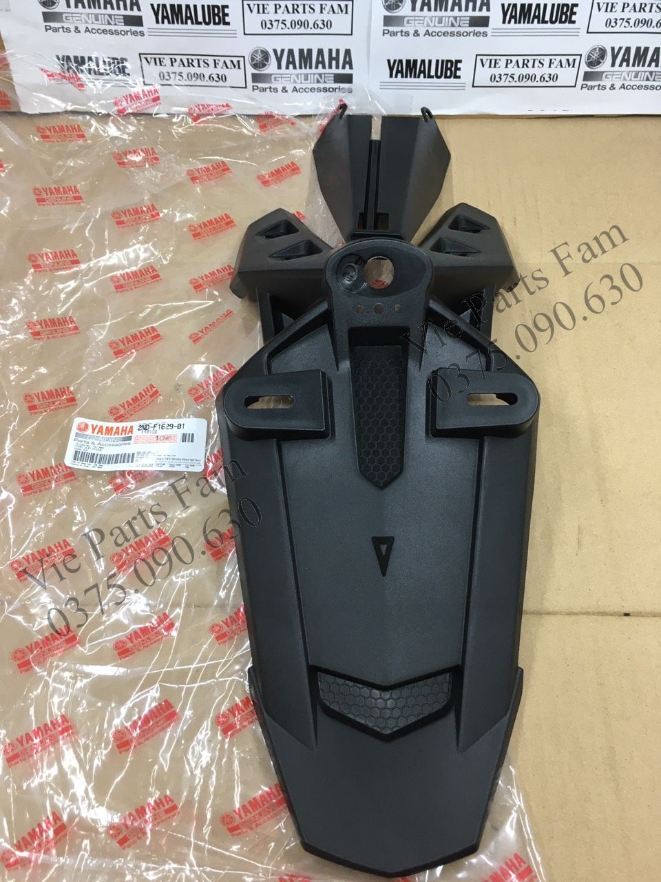 Đuôi biển số Exciter 150, hàng din Yamaha mới 100%