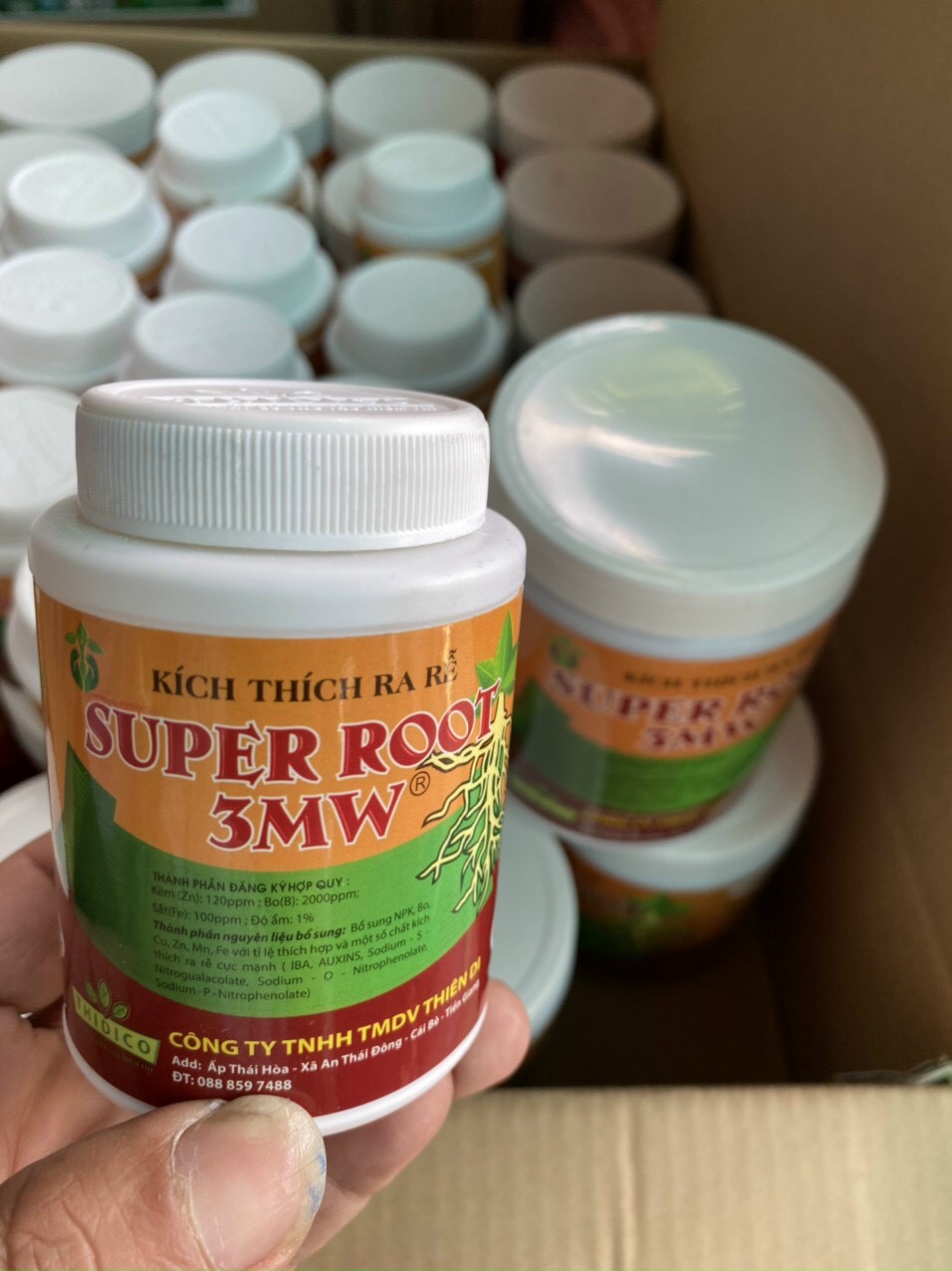 Kích thích ra rễ cây trồng SUPER ROOT 3MW