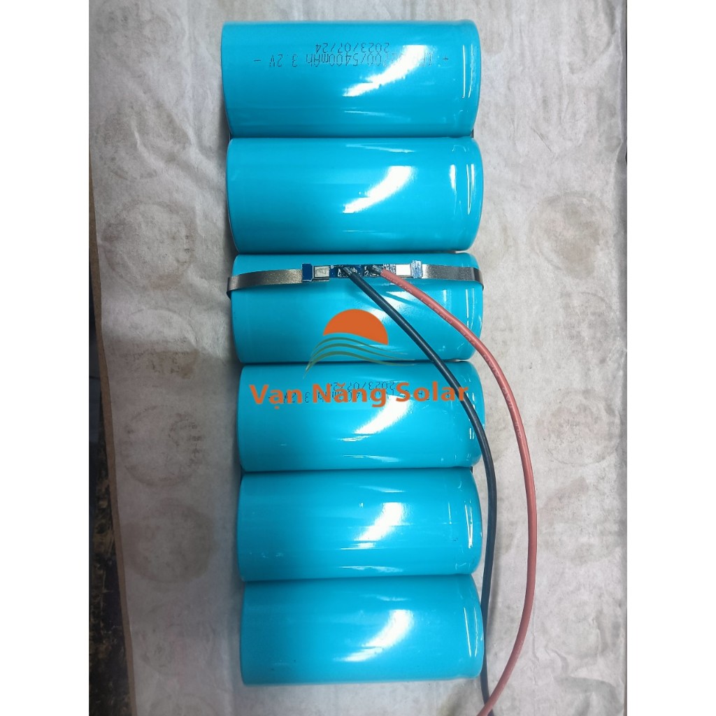 Pin cell 32700 5000mAh 3.2V - 1 Cell