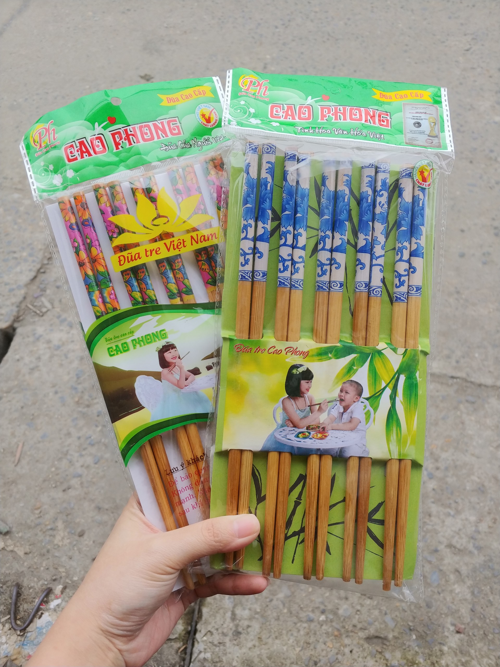 Vỉ 10 đôi đũa tre Cao Phong