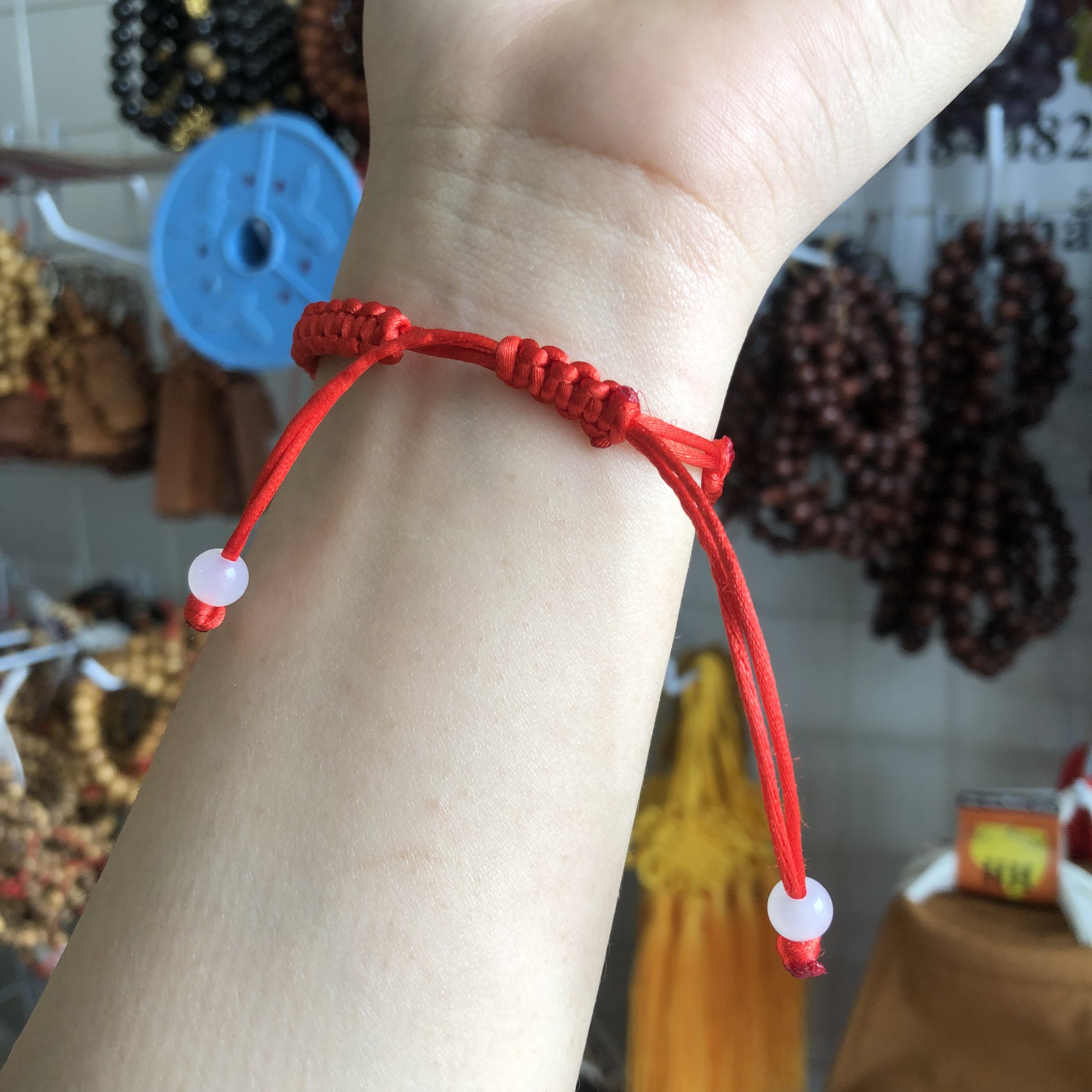 vòng tay may mắn - vòng tay chỉ đỏ