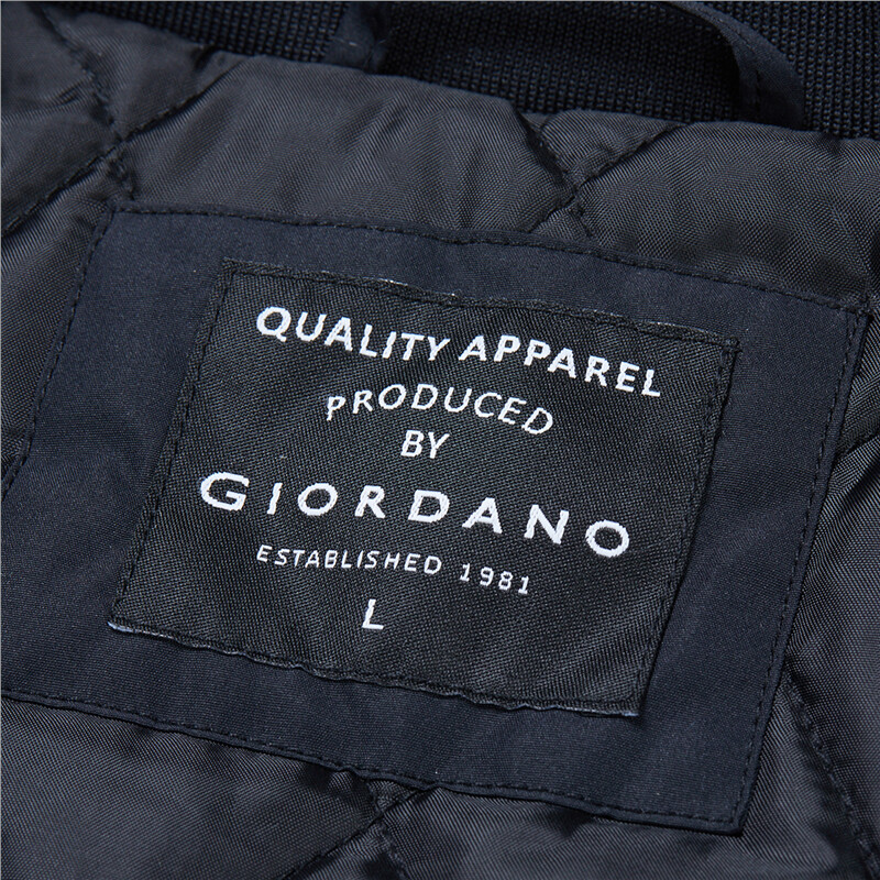 GIORDANO Men Bomber Jackets Windproof Stand Collar Padded Bomber Jackets Multi-Pocket Solid Color Casual Bomber Jackets 13072823