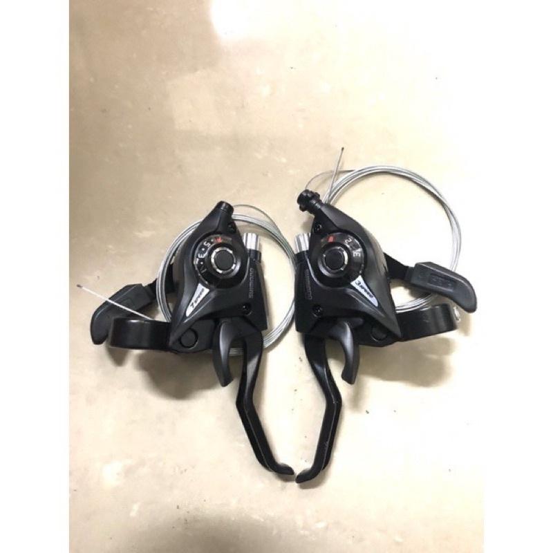 tay bấm xả 3-7 shimano .