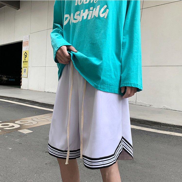 Quần Short Thể Thao Nam Basic Phối Sọc Kẻ Chữ V Mẫu Mới Năm 2024 Thời Trang 4MEN - SHORTS NAM 004