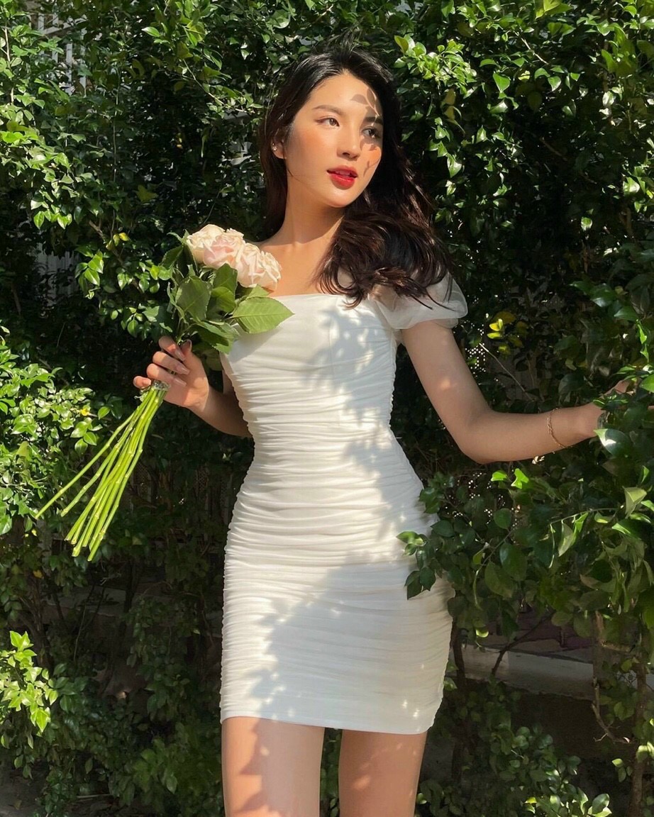 Váy trắng body hở vai V!551 - ĐẸP SHOP DVC ( Ảnh mẫu và ảnh trải sàn do  shop tự chụp ) chính hãng | Shopee Việt Nam