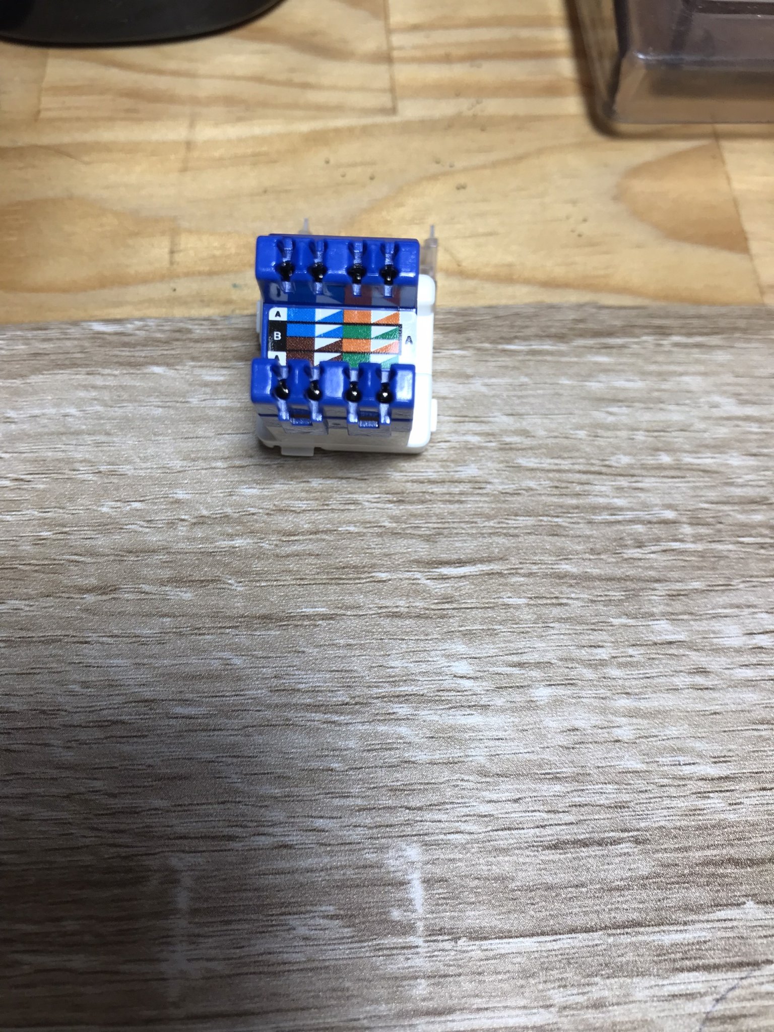 Ổ cắm mạng RJ45 CAT6 UTP Schneider