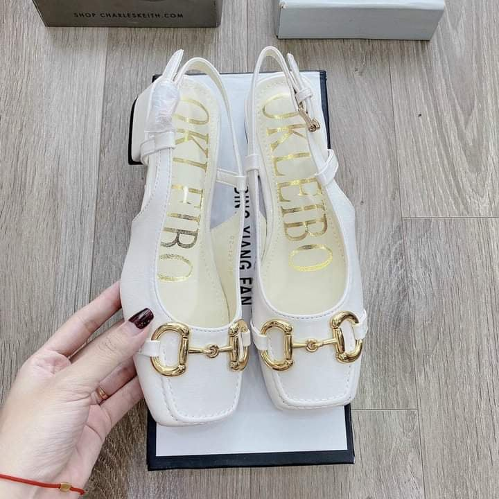Giày sục nữ đính hạt hồ ly mũi nhọn. Ảnh thật