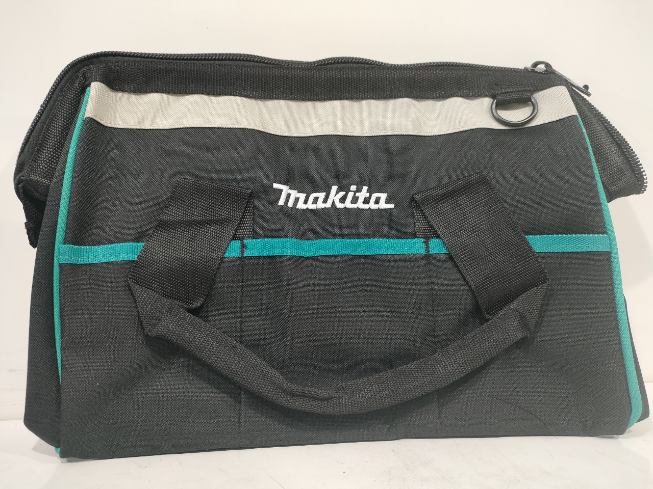 Chính hãng - túi đựng dụng cụ makita 832319-7