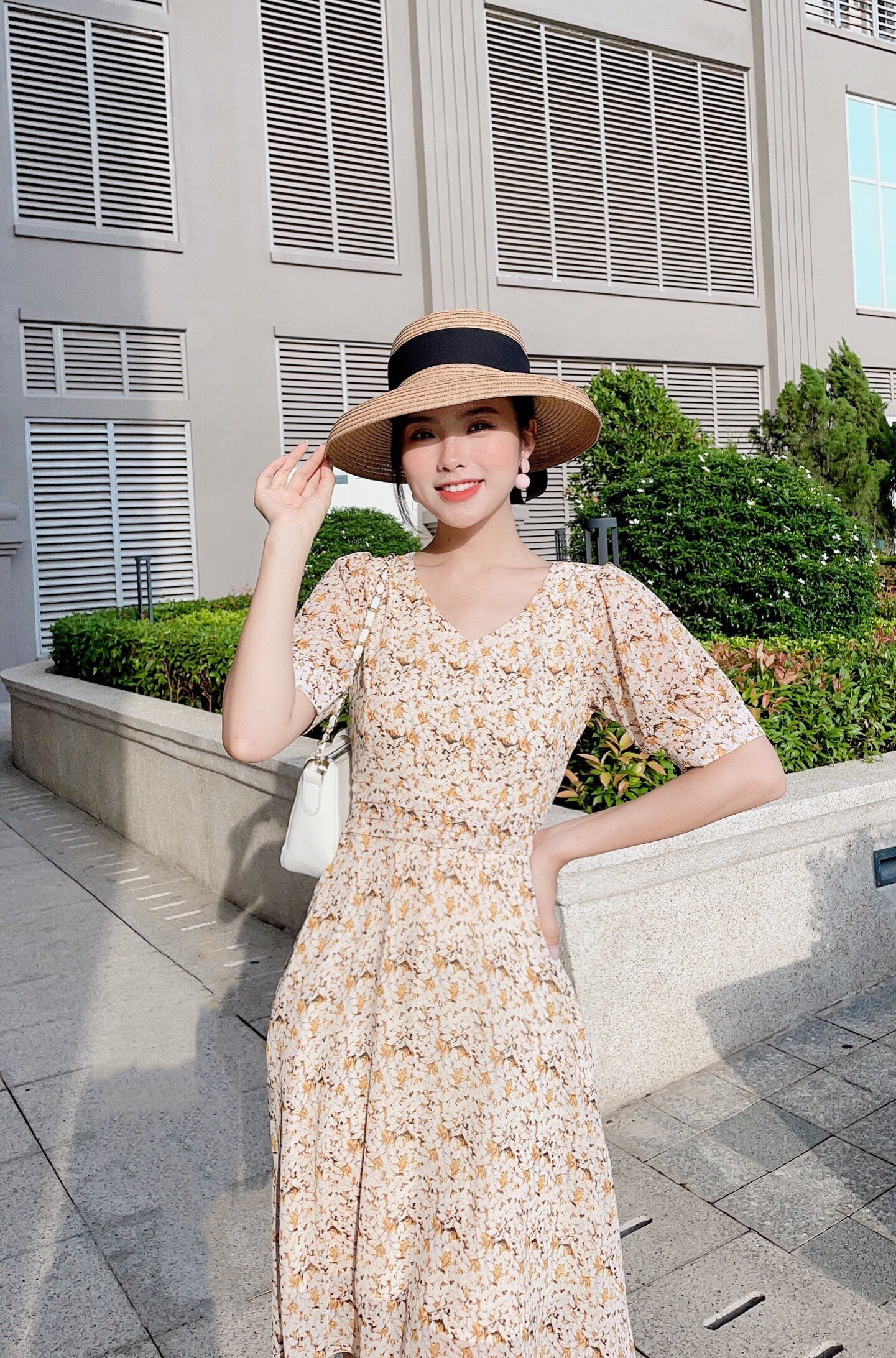 [4.4 Hoàn tiền 15%]ĐẦM HOA VOAN XẾP EO-D09