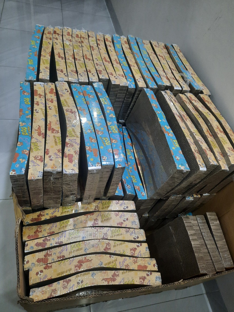 BÀN CÀO MÓNG CHO MÈO loại gợn sóng