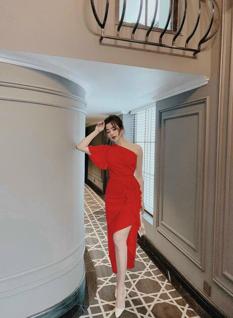 Đầm body sang chảnh 1 tay kết bông quá đẹp fashionzero