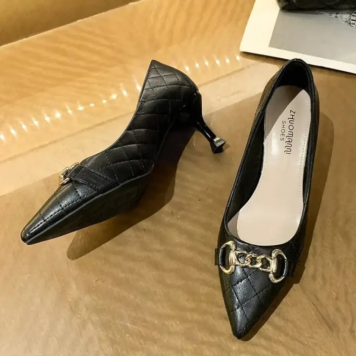 small heel work shoes