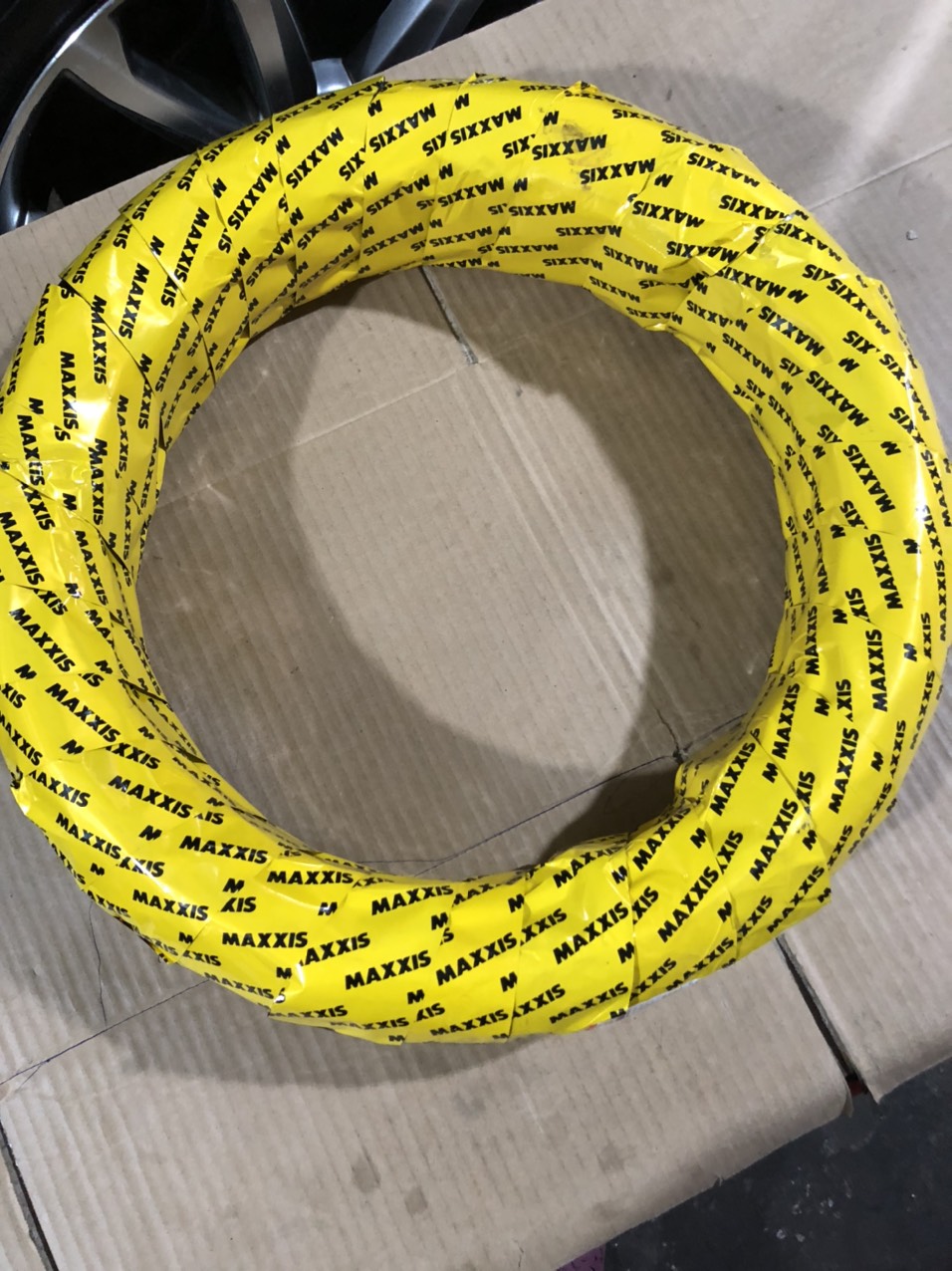[HCM] Vỏ (lốp) Maxxis 110/70-14 , Vỏ janus, Vỏ Grand