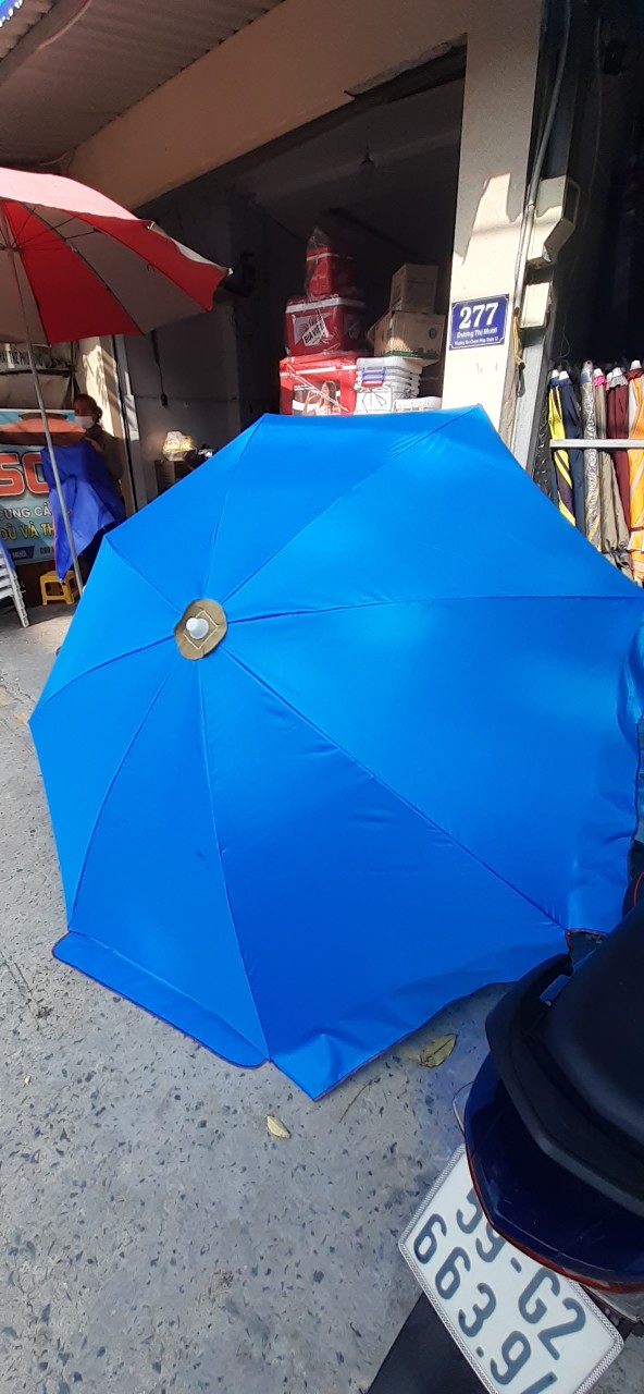 SIÊU RẺ [HCM] Dù Rộng 2m2 Cao 2m5 KHÔNG BAO GỒM ĐẾ