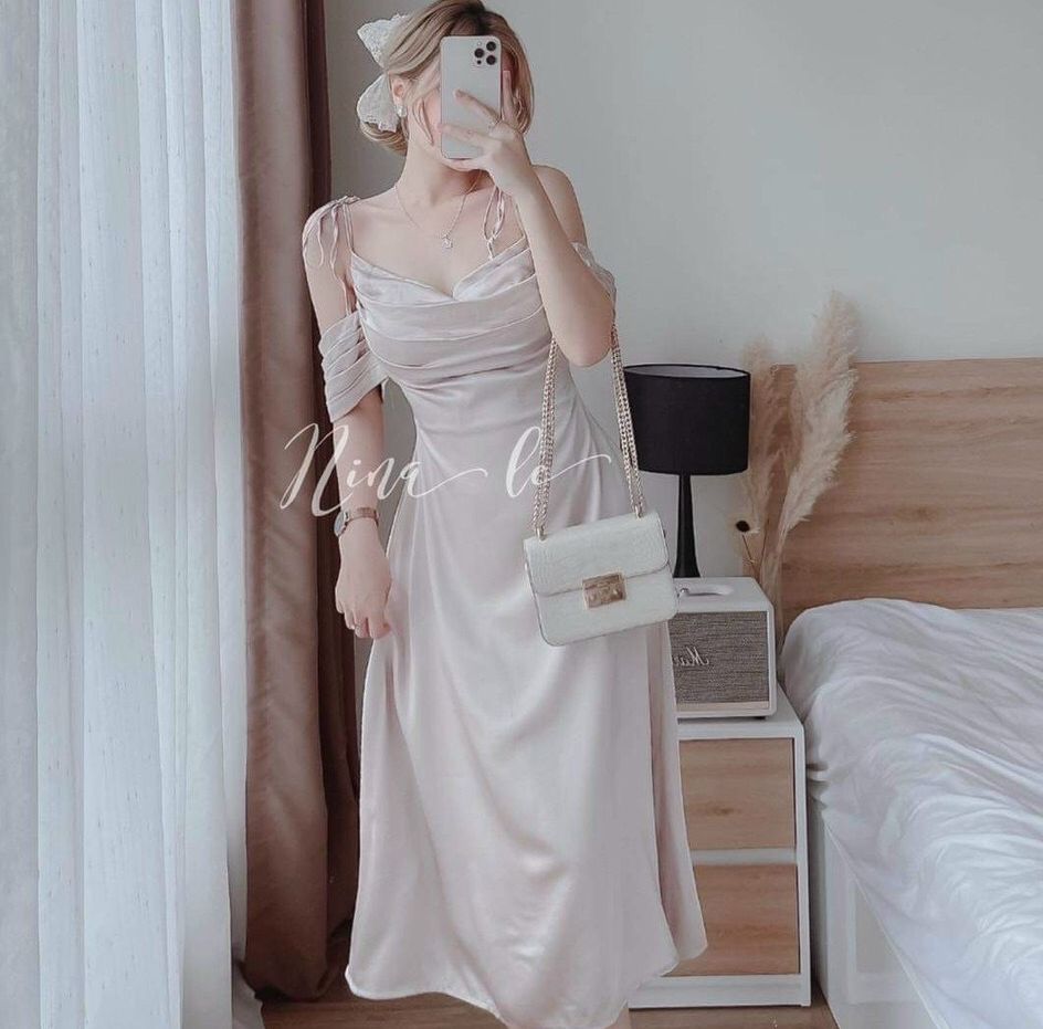 Đầm cổ đổ 2 dây
