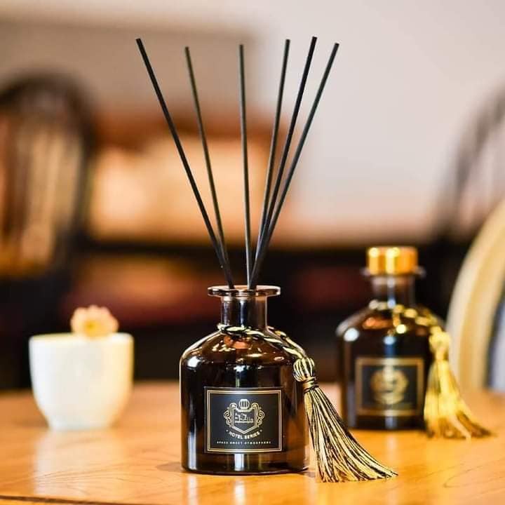 Tinh Dầu Thơm Phòng Hotel Series Nước Hoa Thiên Nhiên Lọ Khuếch Tán Thơm Để Phòng Tán Hương Phòng Ngủ 50ml
