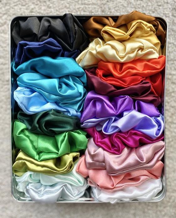 Dây cột tóc vải scrunchies lụa cao cấp màu tím - violet, nhiều size
