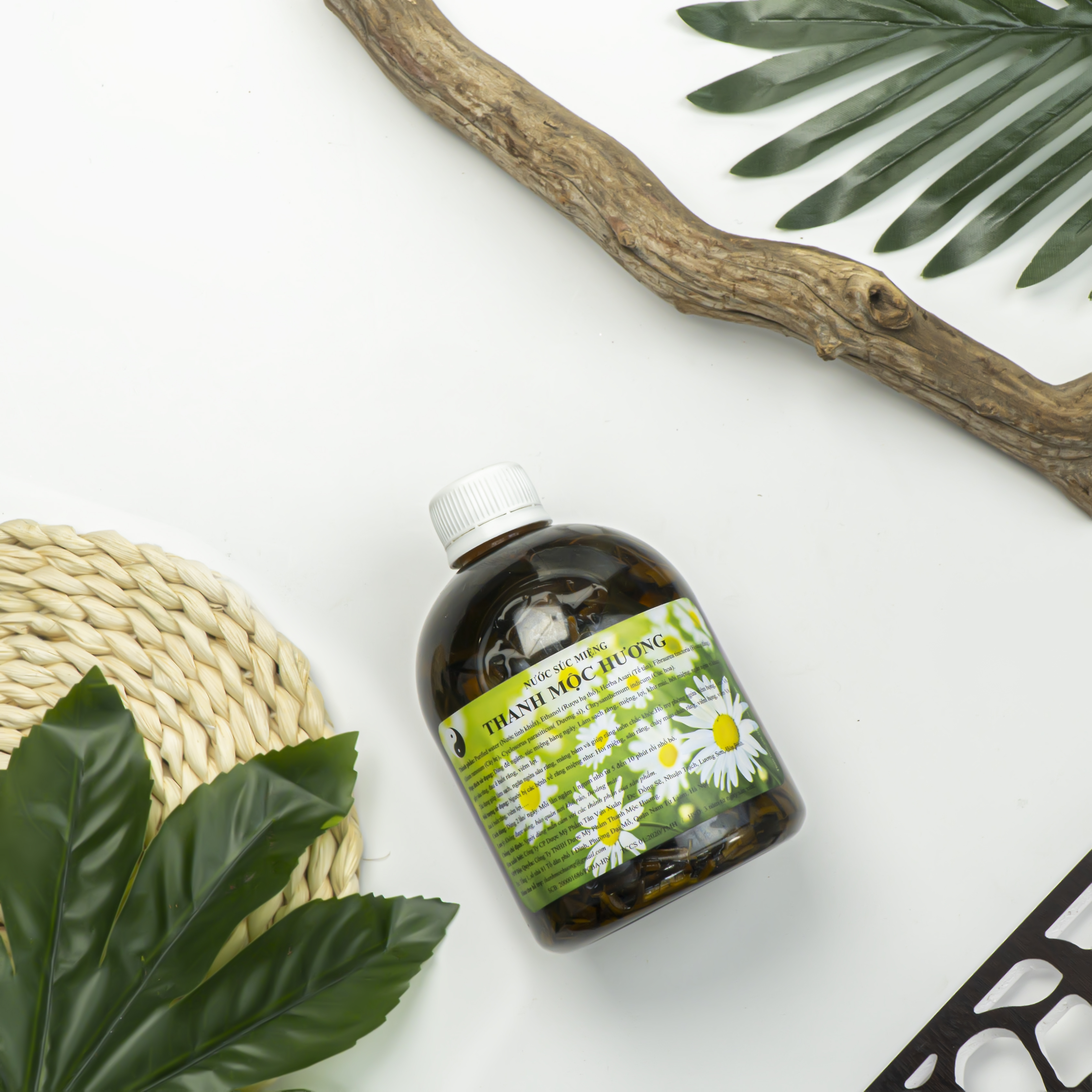 Nước Súc Miệng Thanh Mộc Hương (500ml)