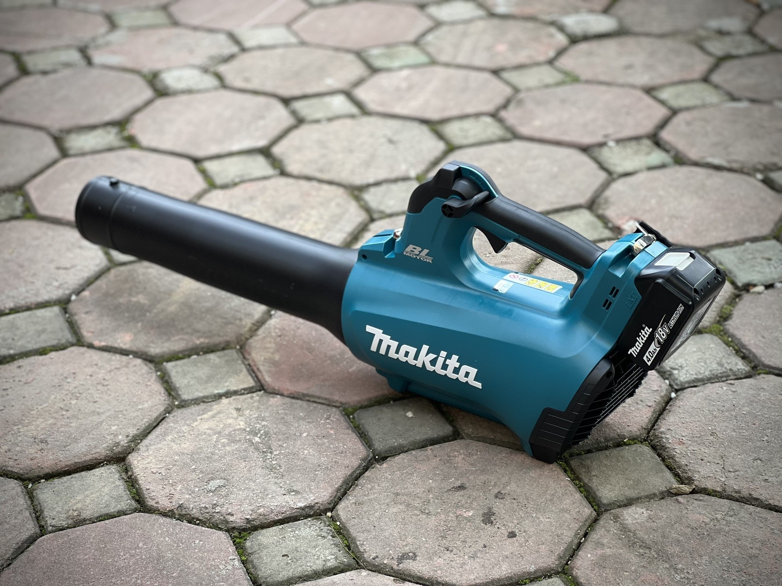 Makita dub184 máy thổi lá/bụi dùng pin 18v
