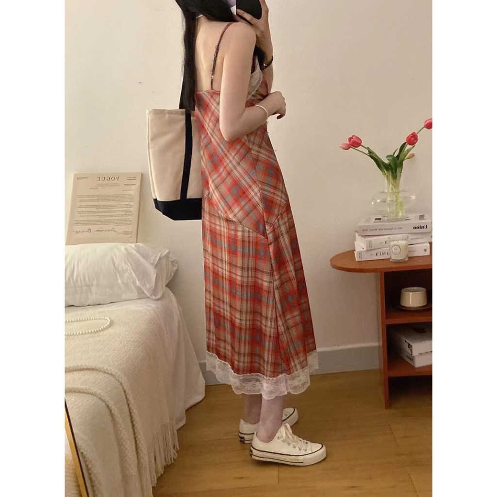Đầm hai dây caro đỏ cực slayyy