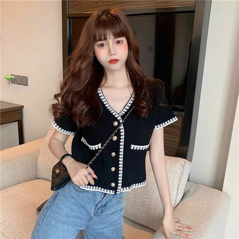 Áo len tay ngắn cổ tim bo viền