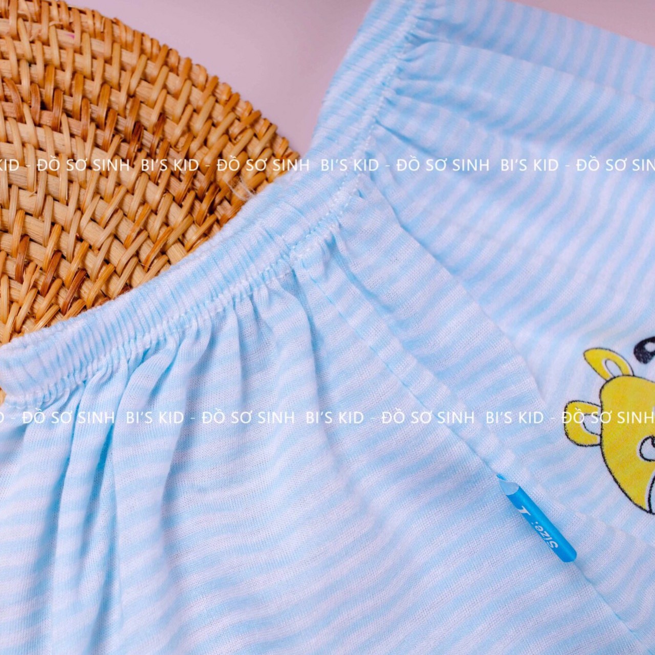 Quần đùi cotton kẻ cho bé sơ sinh-12kg