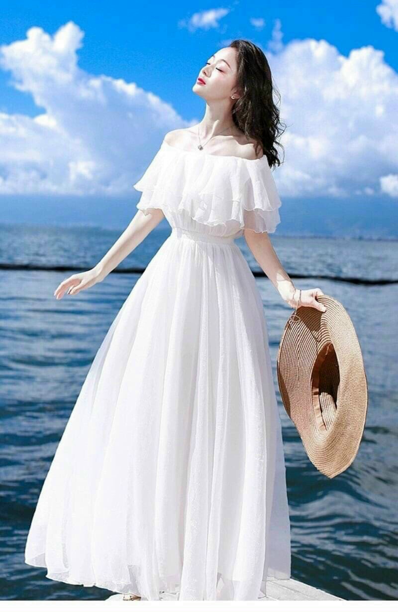 Đầm voan trễ vai
