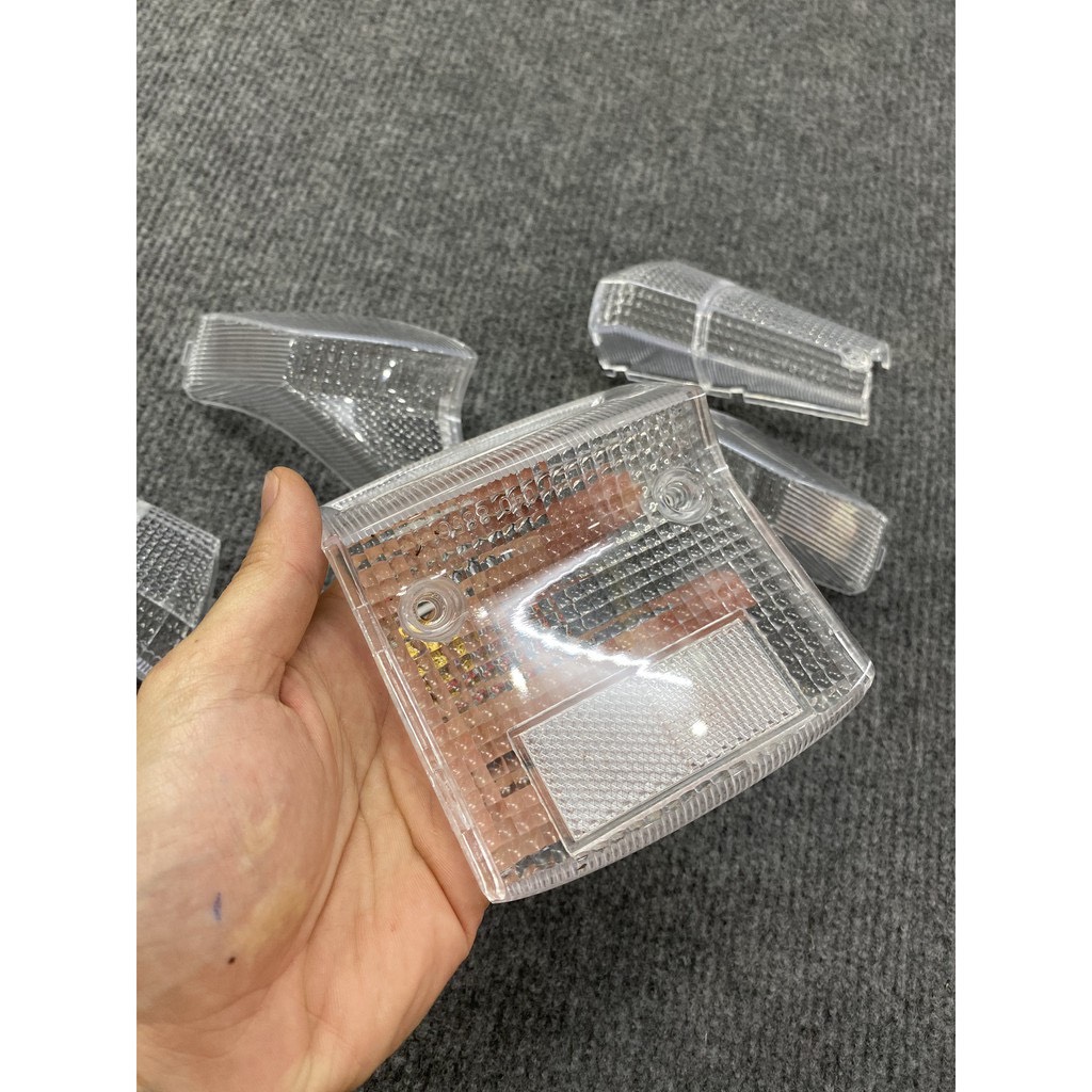 Nắp hậu xi nhan dream trắng,.