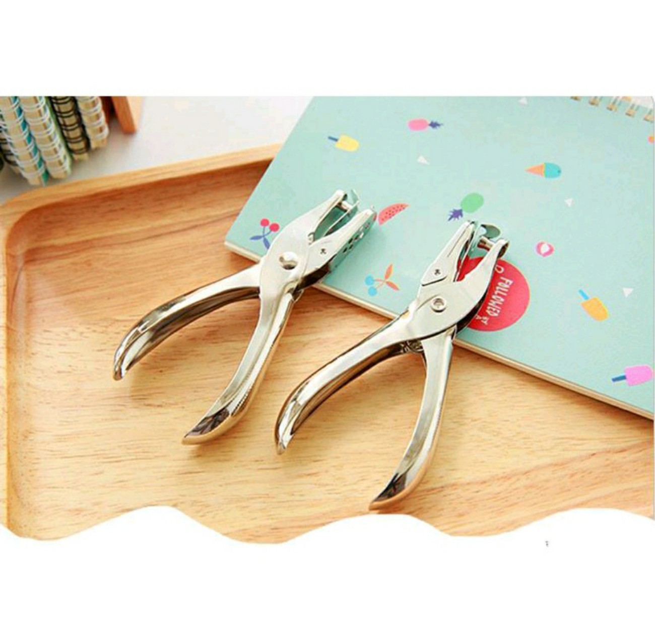 Kiềm bấm giấy 1 lỗ ( loại tốt )