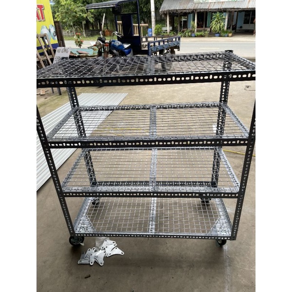 ⭐DÀY 2.5LI⭐(Dài từ 120cm đến 150cm) Thanh sắt V lỗ 4x6cm ( dài 120cm, 150cm)dày 2.5 li
