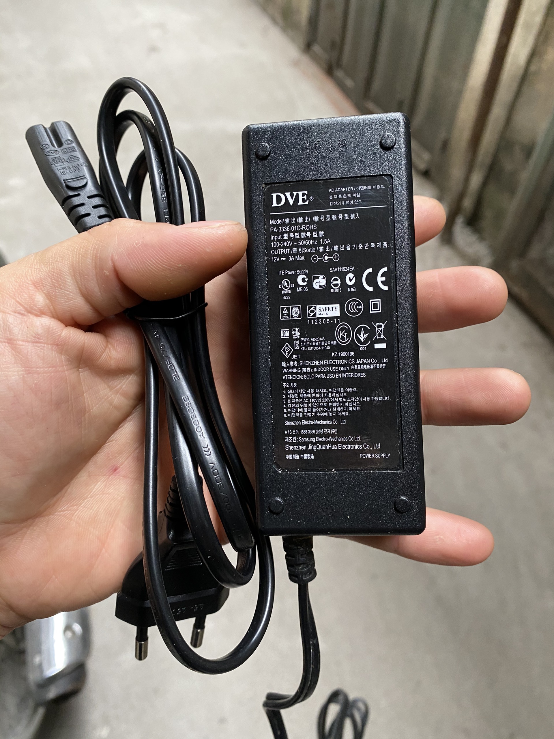 Bộ nguồn 12v 2a /3a chân cắm 4.0*1.7mm