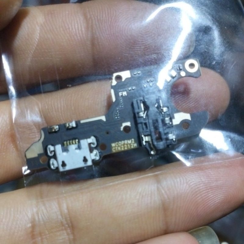 Cụm sạc Oppo A3S A5 16G