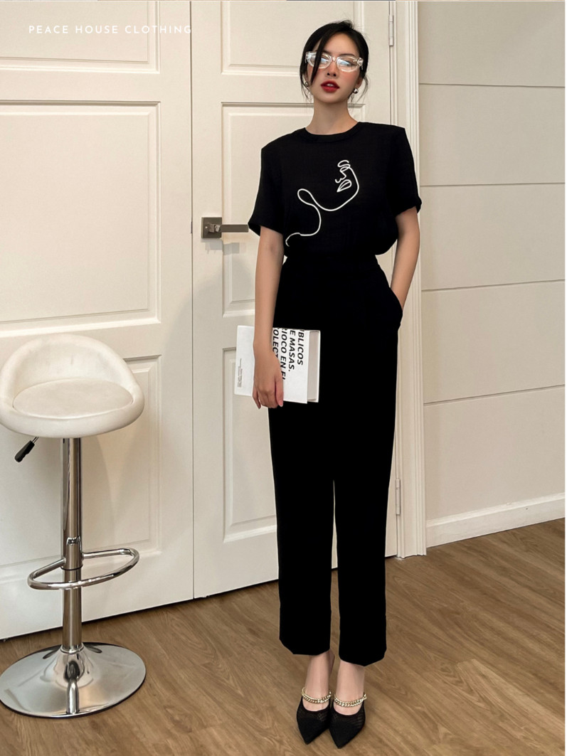 Áo cổ tròn chất linen , Peace House Clothing