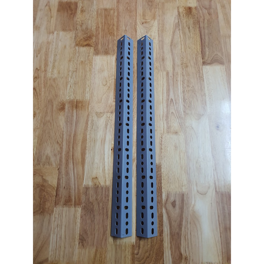 (sắt V lỗ V4) thanh sắt v lỗ . sắt v lỗ làm kệ
