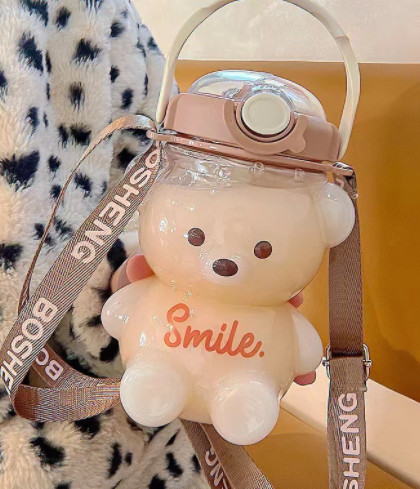 Bình nước con gấu 1000ml, bình đựng nước cute